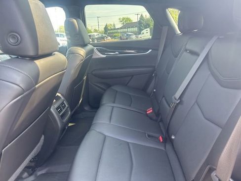 Used 2021 Cadillac XT5 Premium Luxury w/ LPO, Floor Liner Package AWD/4WD image 9