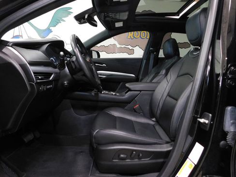 Used 2023 Cadillac XT4 Premium Luxury w/ Technology Package AWD/4WD image 27