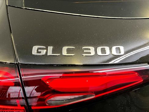 New 2026 Mercedes-Benz GLC 300 4MATIC image 6
