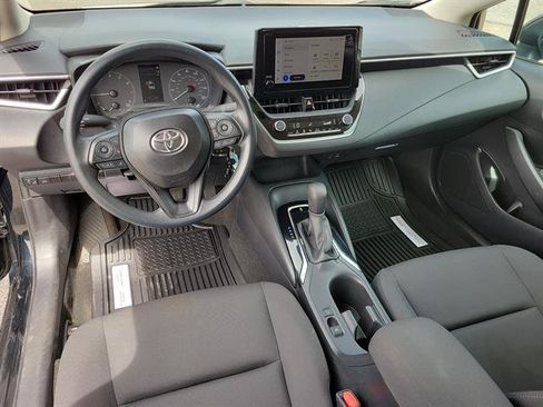 Used 2024 Toyota Corolla LE FWD image 9