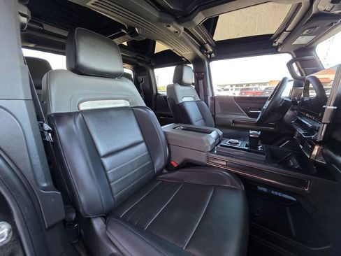 Used 2025 GMC Hummer EV 3X image 12