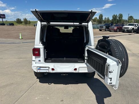 Used 2021 Jeep Wrangler Unlimited Sahara AWD/4WD image 22