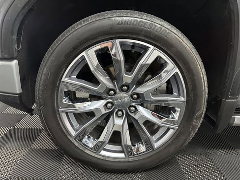 Used 2024 GMC Sierra 1500 Denali w/ Denali Reserve Package image 40