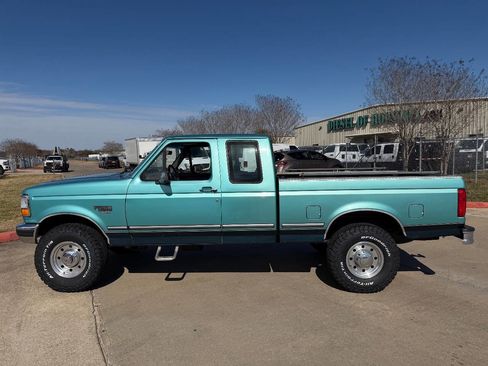 Used 1997 Ford F250 4x4 SuperCab Heavy Duty image 4