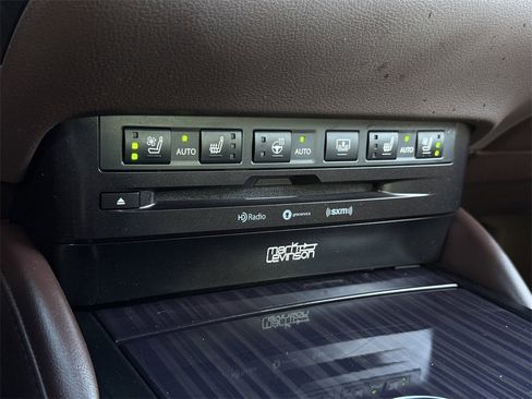 Used 2021 Lexus ES 300h Ultra Luxury w/ Accessory Package 2 image 19