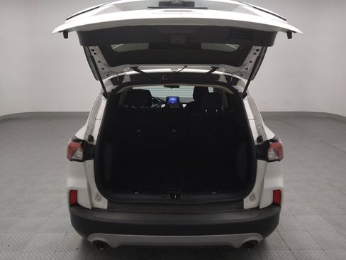 Used 2020 Ford Escape SE FWD image 29