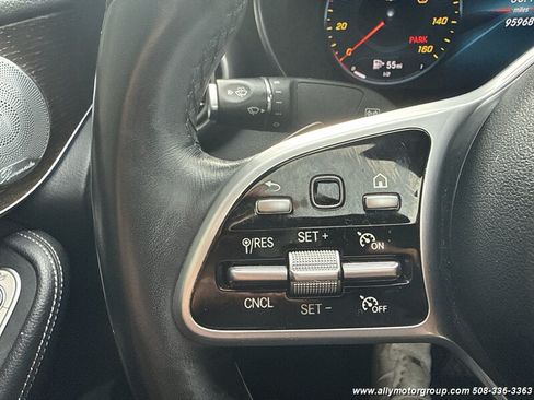 Used 2020 Mercedes-Benz GLC 300 4MATIC Coupe image 24