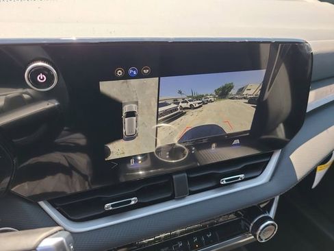 New 2026 Chevrolet Equinox LT w/ Safety and Technology Package image 48