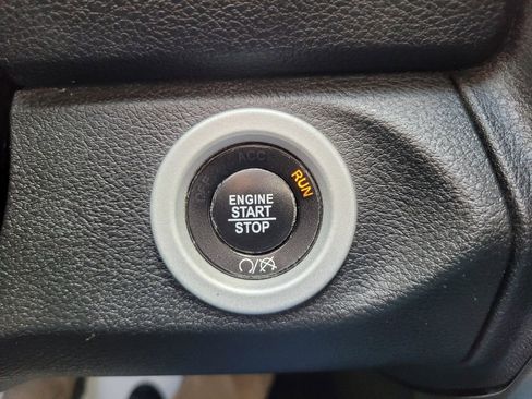 Used 2017 RAM 1500 Sport AWD/4WD image 30