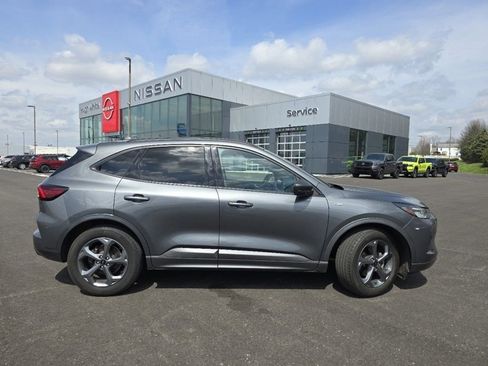 Used 2023 Ford Escape ST-Line w/ Tech Pack #1 image 15