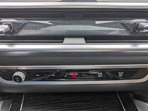 New 2026 BMW X6 xDrive40i image 26