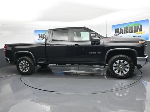 Used 2024 Chevrolet Silverado 3500 LT w/ All Star Edition AWD/4WD image 7