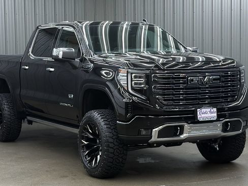 Used 2026 GMC Sierra 1500 Denali Ultimate AWD/4WD image 7