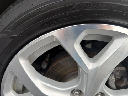 Used 2018 Chevrolet Volt Premier w/ Driver Confidence Package image 16