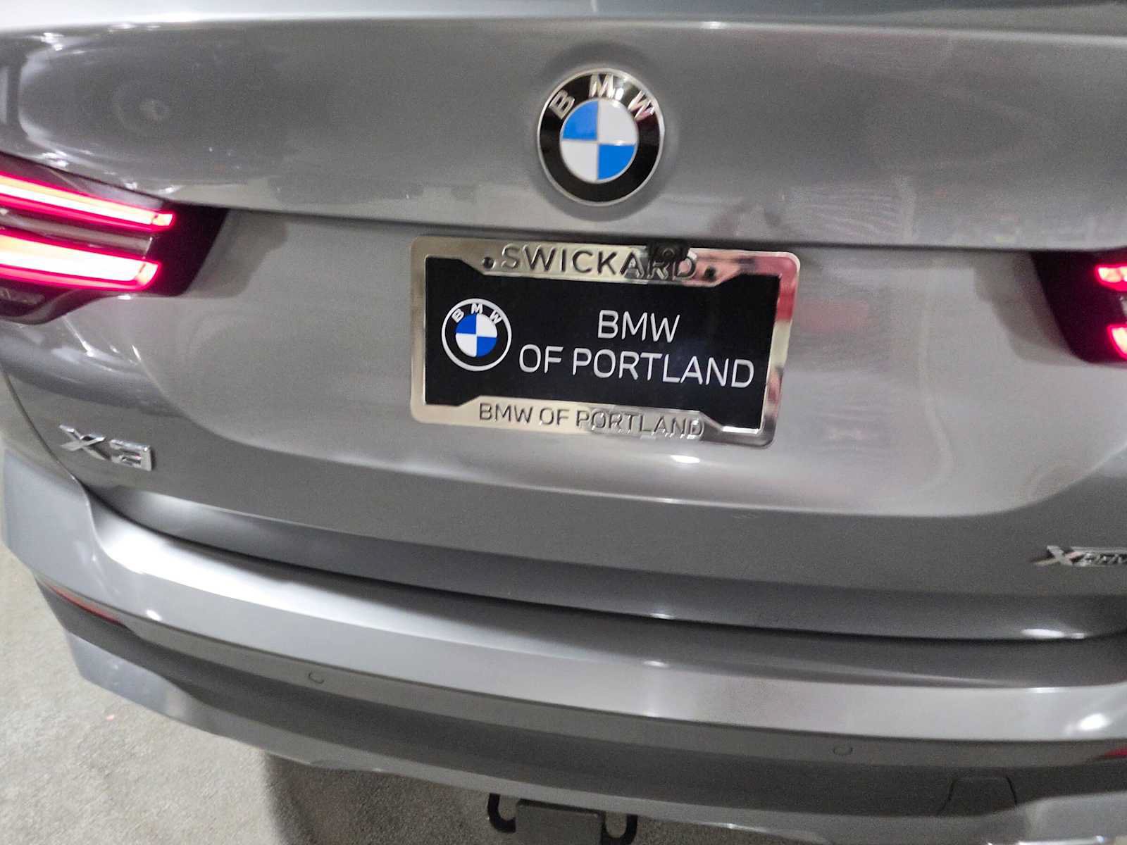 Used 2023 BMW X3 xDrive30i w/ Premium Package w/ZPA AWD/4WD image 15