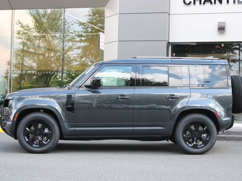 New 2026 Land Rover Defender 110 S AWD/4WD image 6