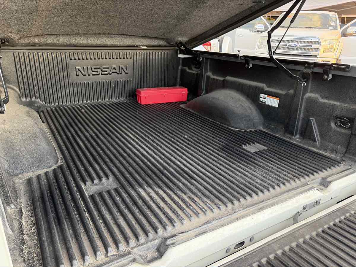 Used 2019 Nissan Frontier SV RWD image 14