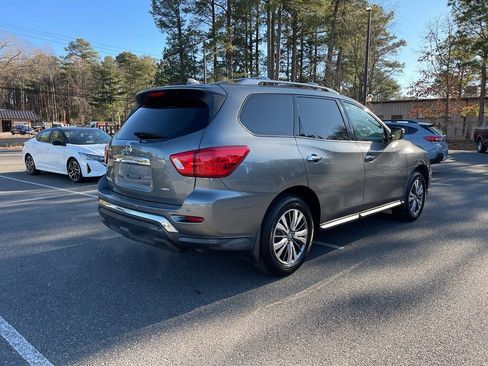 Used 2020 Nissan Pathfinder S AWD/4WD image 5