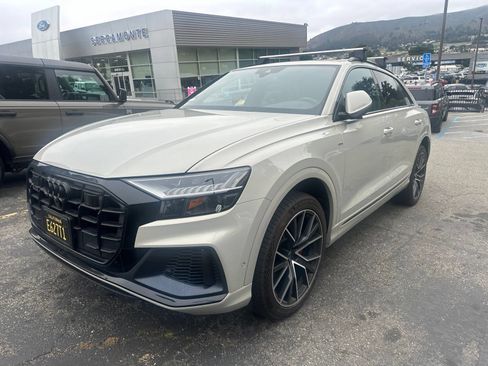 Used 2021 Audi Q8 Premium Plus AWD/4WD image 3