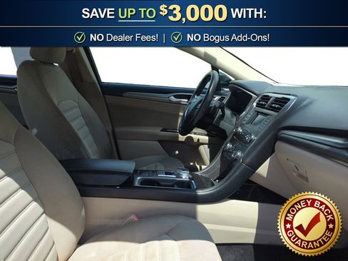 Used 2017 Ford Fusion SE FWD image 22