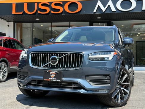 Used 2022 Volvo XC90 T6 Momentum w/ Advanced Package AWD/4WD image 1