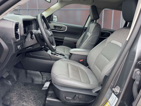Used 2025 Ford Bronco Sport Badlands image 13