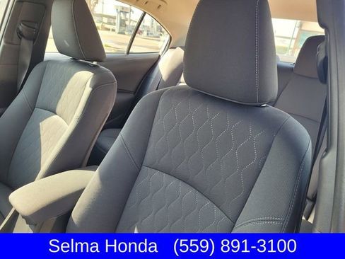 Used 2024 Toyota Corolla LE image 12