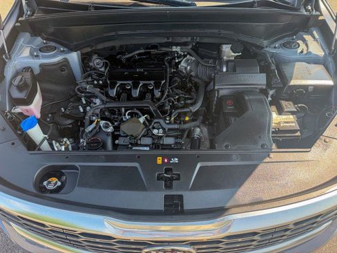 Used 2021 Kia Telluride SX w/ Towing Package FWD image 25