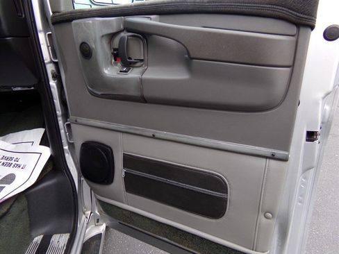 Used 2013 GMC Savana 2500 Extended image 74