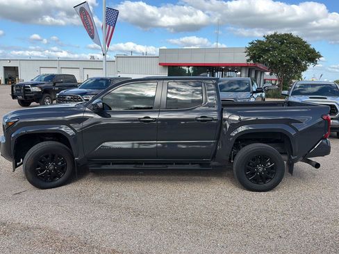 Used 2024 Toyota Tacoma SR5 AWD/4WD image 6