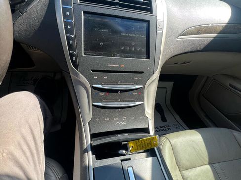 Used 2016 Lincoln MKZ FWD w/ Equipment Group 300A Reserve image 23