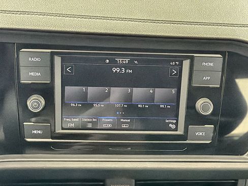 Used 2023 Volkswagen Jetta Sport image 18