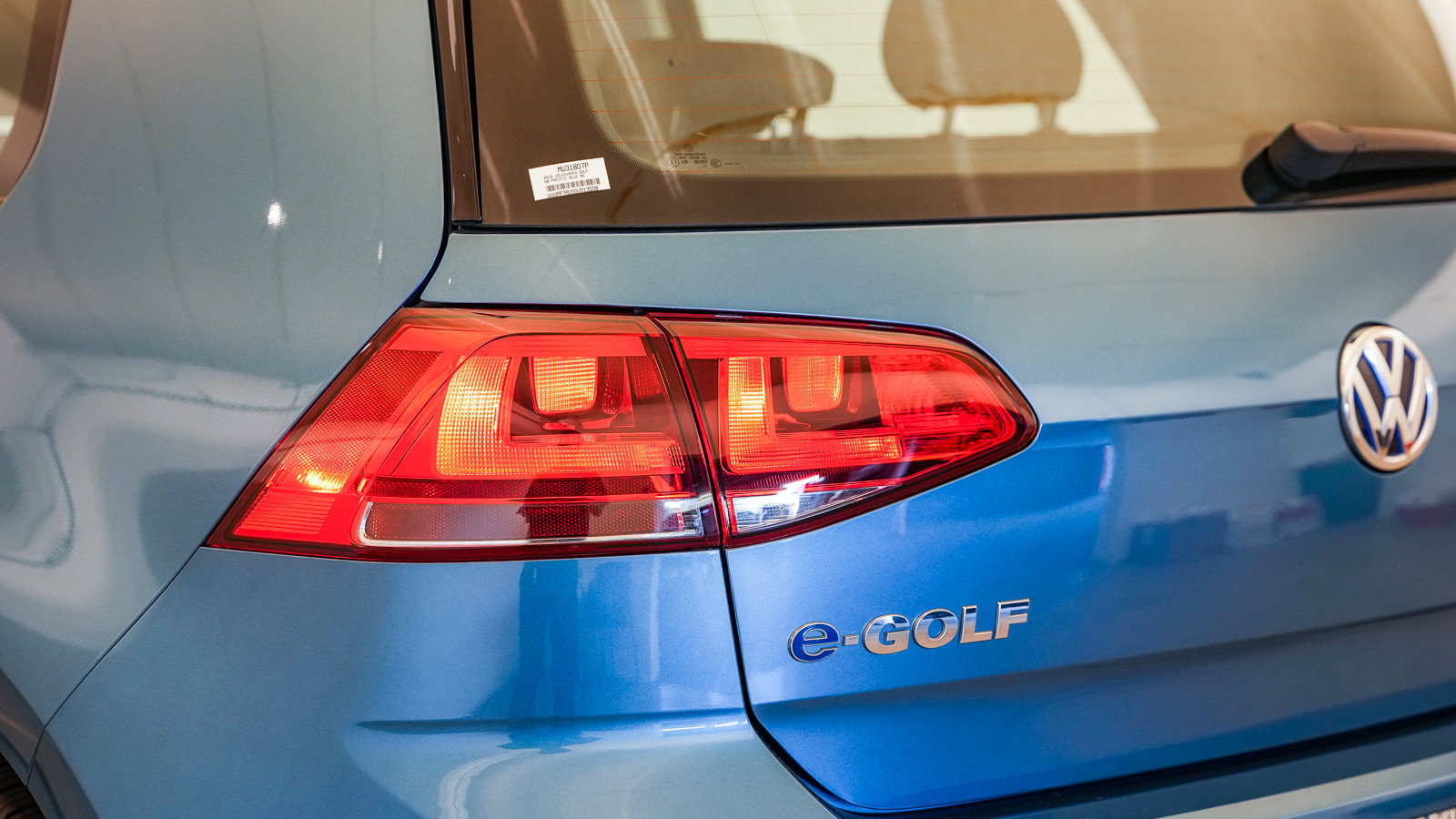Used 2016 Volkswagen e-Golf SEL Premium FWD image 10
