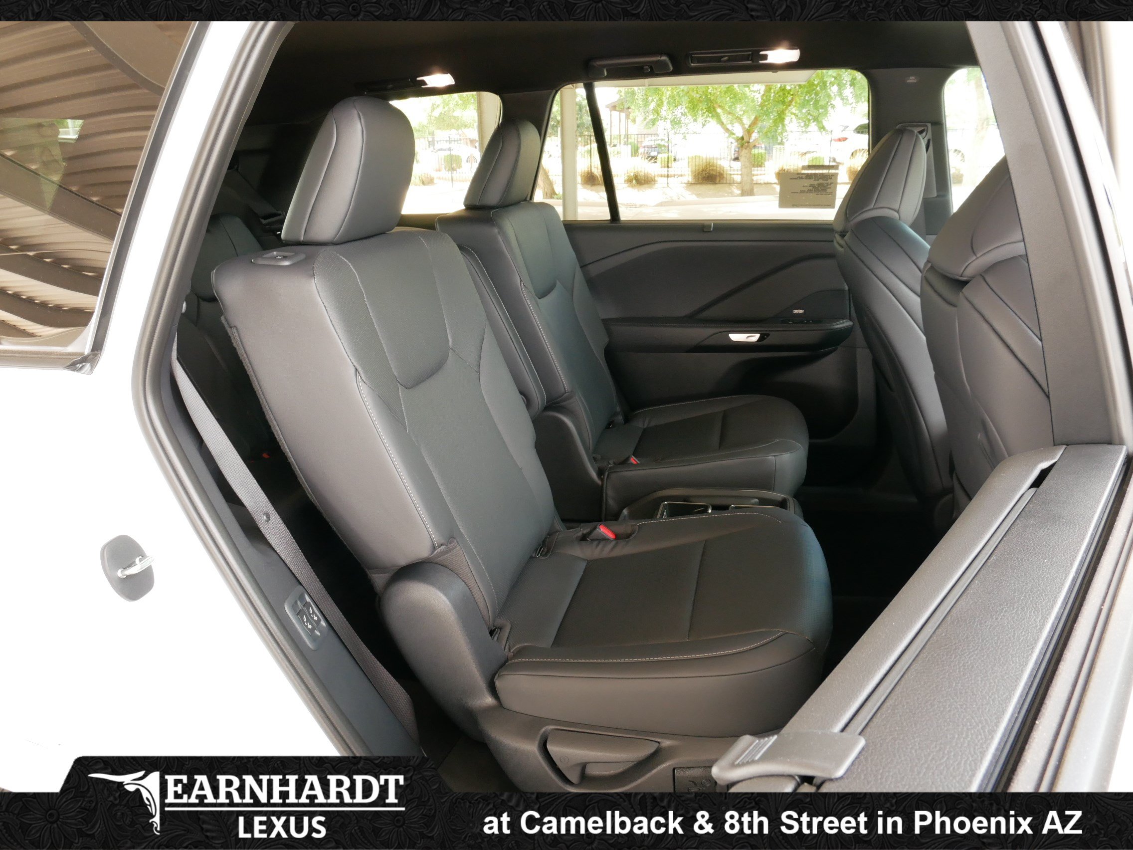 New 2026 Lexus TX 500h AWD w/ Technology Package image 8