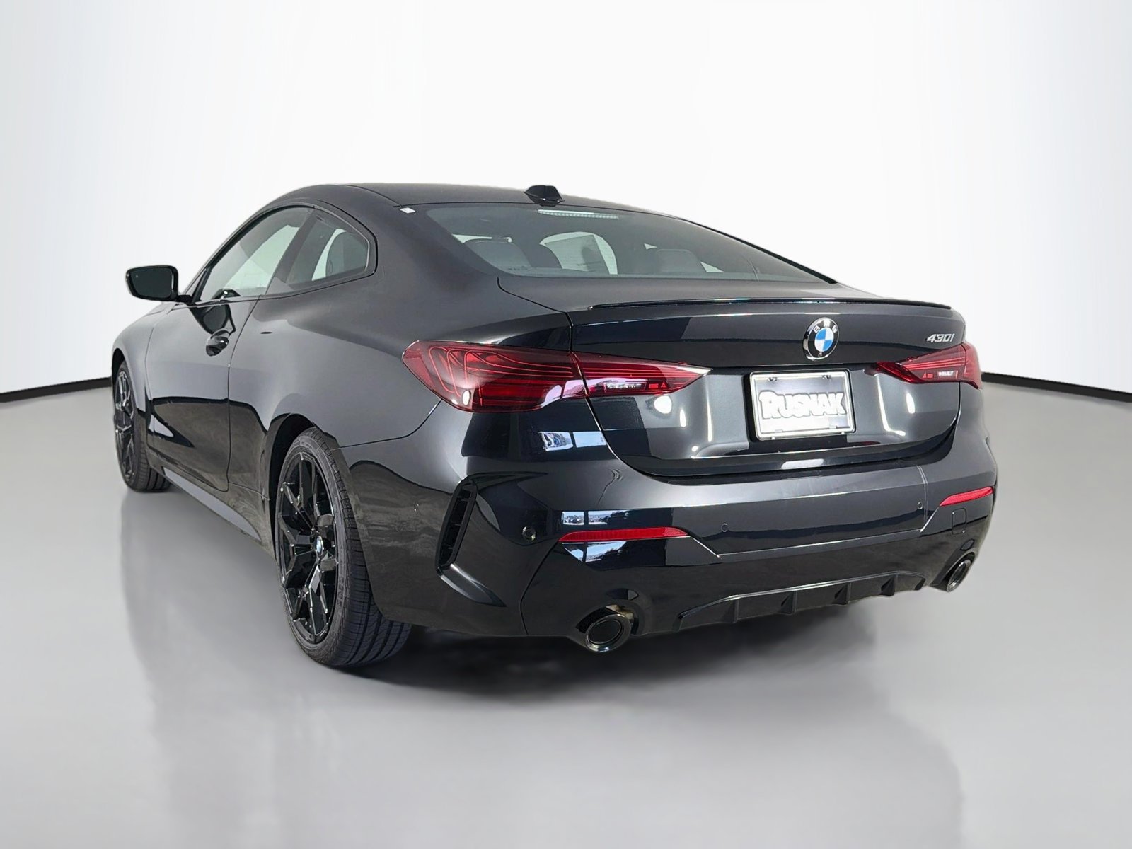 New 2027 BMW 430i Coupe w/ M Sport Package RWD image 5