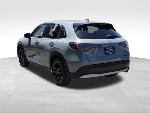 Used 2024 Honda HR-V Sport image 6