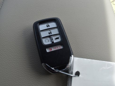 Certified 2020 Honda CR-V EX-L image 29