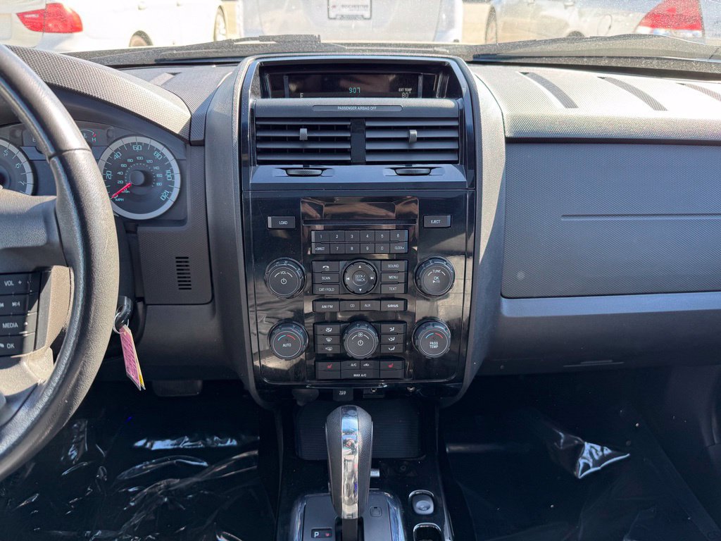 Used 2012 Ford Escape Limited AWD/4WD image 2