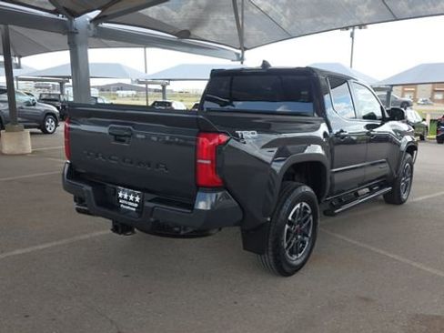 Used 2024 Toyota Tacoma TRD Sport RWD image 6