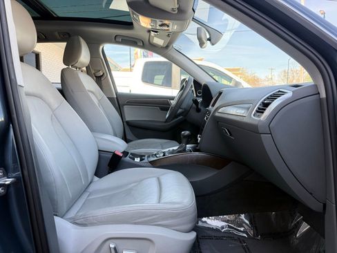 Used 2017 Audi Q5 2.0T Premium Plus w/ Technology Package image 26