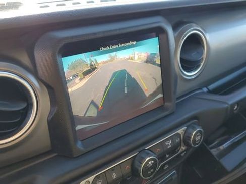 Used 2023 Jeep Wrangler Unlimited Rubicon 4xe w/ Cold Weather Group image 18