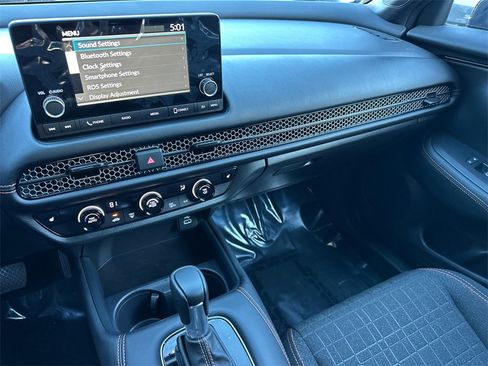 Used 2025 Honda HR-V Sport image 23