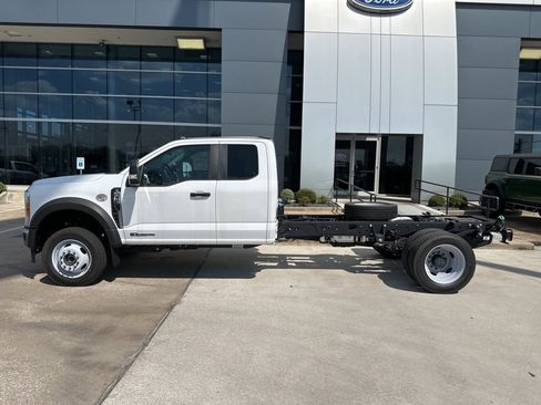 Used 2024 Ford F550 4x4 SuperCab Super Duty image 8