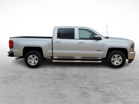 Used 2017 Chevrolet Silverado 1500 LT w/ Texas Edition image 12