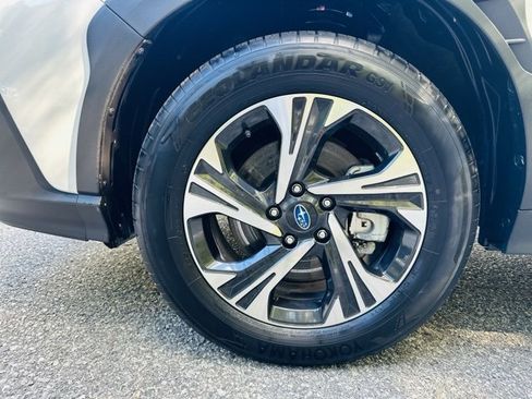Used 2024 Subaru Crosstrek 2.0i Premium image 30