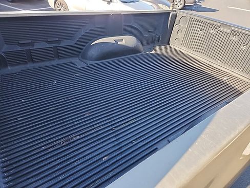 Used 2003 Dodge Ram 2500 Truck SLT image 12