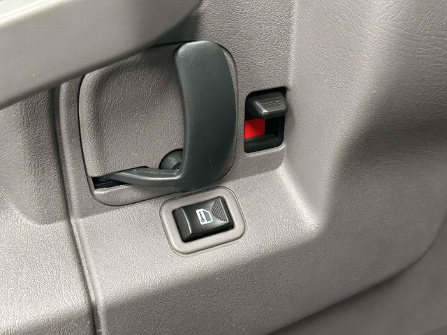 Used 2018 Chevrolet Express 2500 LT w/ LT Preferred Equipment Group RWD image 36