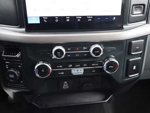 Used 2025 Ford F150 XLT w/ Equipment Group 301A Standard image 22