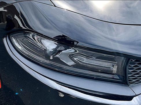 Used 2018 Dodge Charger R/T Scat Pack RWD image 19