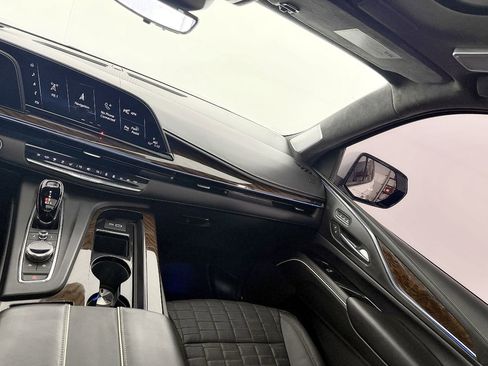 Used 2022 Cadillac Escalade Sport Platinum w/ Heavy-Duty Trailer Package AWD/4WD image 71
